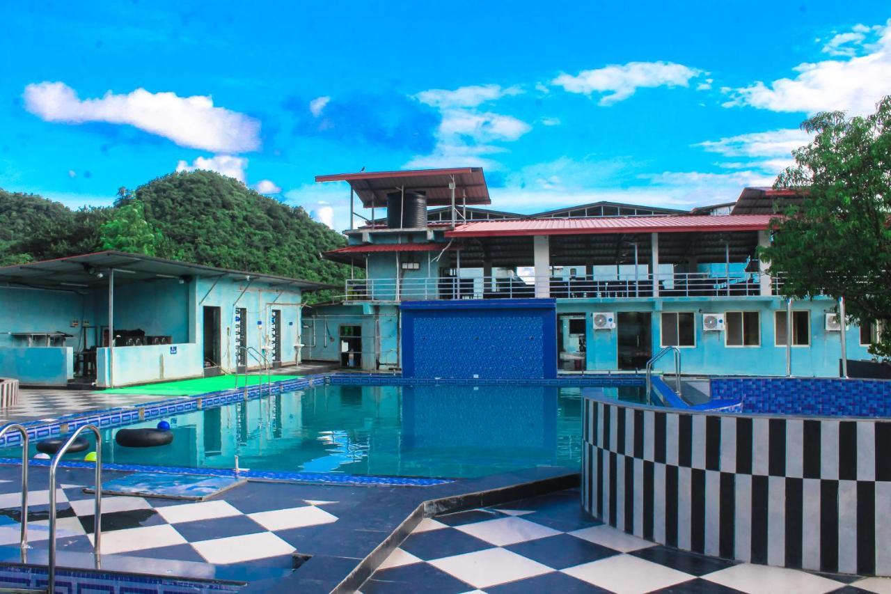 Sp Resort Panvel Chauk Esterno foto