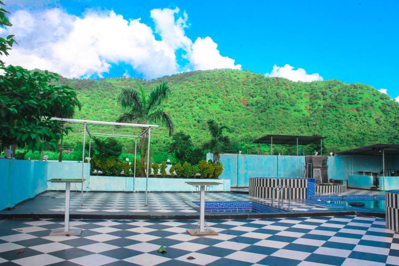 Sp Resort Panvel Chauk Esterno foto